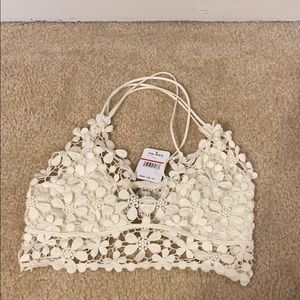 White flower bralette